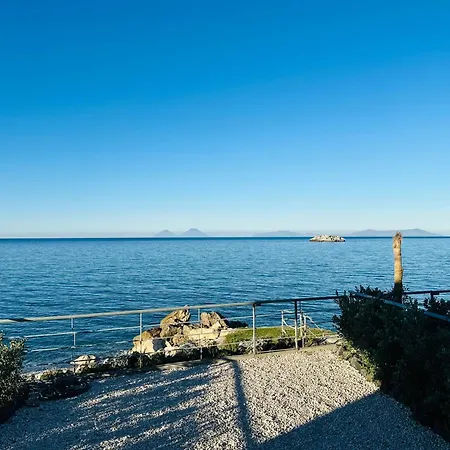 Appartamento Sulle Onde Del Mare Brolo